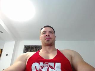 https://live-screencaps.vsmvideo.com/412717-deskto...